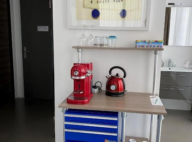 Black Jack ベッド・アンド・ブレックファスト 4*