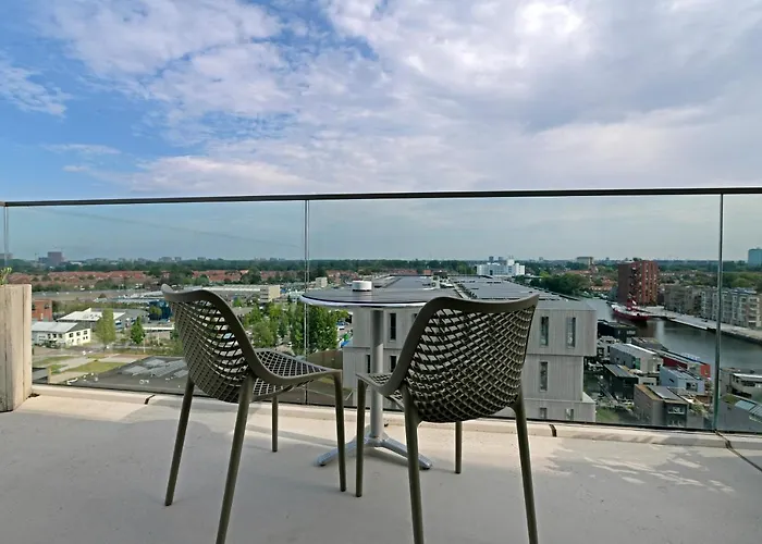 Black Jack Nocleg ze śniadaniem 4*