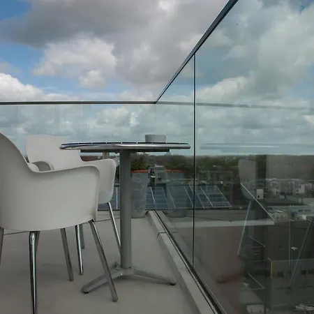 Black Jack לינה וארוחת בוקר