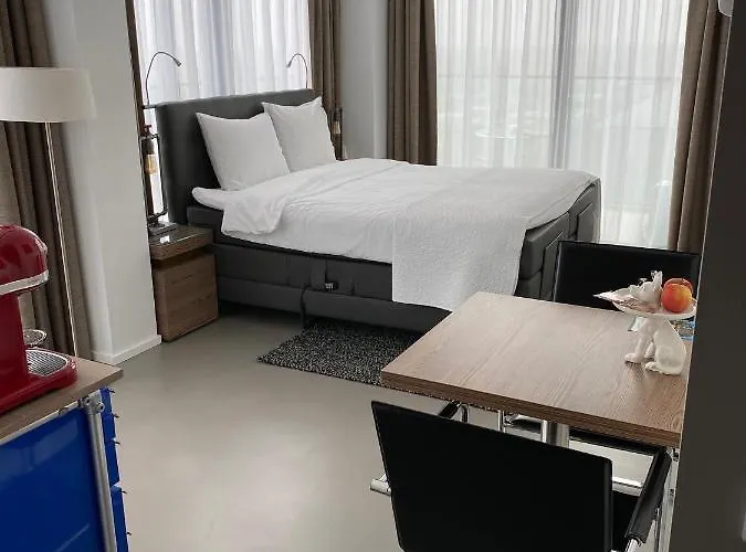 Nocleg ze śniadaniem Black Jack 4*